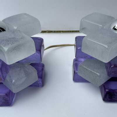 Pair of mid-century modern space age round cube lamps designed by Italian manufacturer Poliarte. Pressed bubble glass with purple detail. Manufacture of famous publishers such as Venini, Vistosi, La Murrina, Seguso, Aldo Nason, Carlo Aldo Nason for Mazzega, Stilnovo, Arteluce, Arredoluce, Artemide, Pierre Cardin, Lumi, Luci, RAAK, Angelo Lelii, Francesco Bocola, Superstudio, Enrico Tronconi, Mario Bellini, Harvey Guzzini, Luigi Massoni, Martinelli, Fabio Lenci, Gio Ponti.