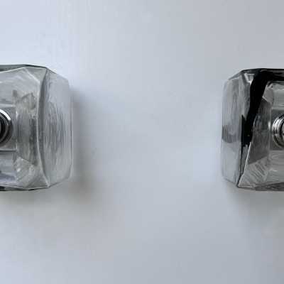 Wall or ceiling light in Space Age or Mid-Century Modern style. Cube made of blown Murano glass and chrome-plated metal. Famous designs: Carlo Aldo Nason for Mazzega, Venini, Leucos, La Murrina, Poliarte, Veronese, Seguso, Stilnovo, Artemide, Arredoluce, and Arteluce.