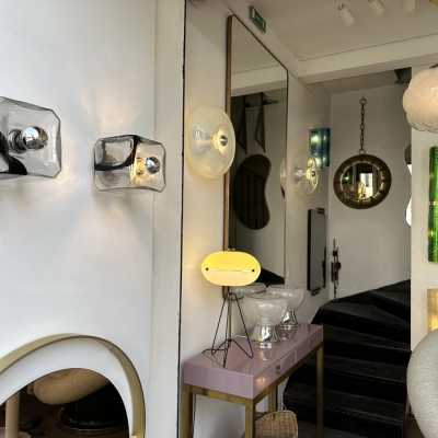 Wall or ceiling light in Space Age or Mid-Century Modern style. Cube made of blown Murano glass and chrome-plated metal. Famous designs: Carlo Aldo Nason for Mazzega, Venini, Leucos, La Murrina, Poliarte, Veronese, Seguso, Stilnovo, Artemide, Arredoluce, and Arteluce.