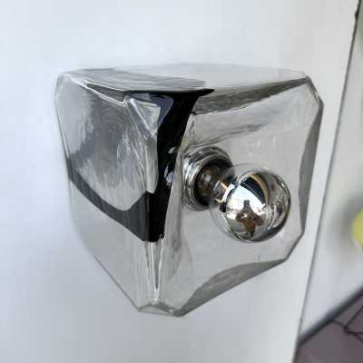 Wall or ceiling light in Space Age or Mid-Century Modern style. Cube made of blown Murano glass and chrome-plated metal. Famous designs: Carlo Aldo Nason for Mazzega, Venini, Leucos, La Murrina, Poliarte, Veronese, Seguso, Stilnovo, Artemide, Arredoluce, and Arteluce.