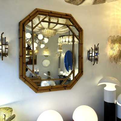Octagonal wall mirror in beaded bamboo by Vivai del Sud, Italian design. Original manufacturer's stamp on the back. Famous designs by Maison Arpex International, Dal Vera, Renato Zevi, Romeo Rega, Maison Jansen, rattan and brass palm, and Mario Sabot.