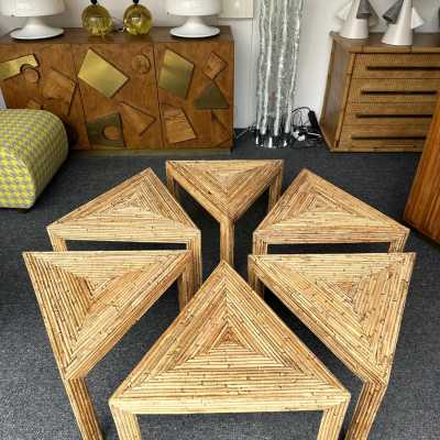 Set of 6 Hollywood Regency style coffee tables, side tables, and cocktail tables in Mid-Century Modern style, made of bamboo, rattan, raffia, and wicker, by the Italian manufacturer Vivai del Sud. Original manufacturer stamp on the back. Famous designers such as Maison Arpex International, Dal Vera, Renato Zevi, Romeo Rega, Maison Jansen, Willy Rizzo, and Mario Sabot.