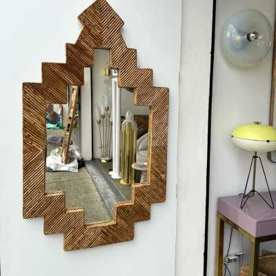 Rare pyramidal wall mirror made of bamboo, rattan, raffia, and wicker, from the Italian manufacturer Vivai del Sud. Original manufacturer's stamp on the back. Famous designers such as Maison Arpex International, Dal Vera, Renato Zevi, Romeo Rega, Palm Tree, Maison Jansen, Willy Rizzo, and Mario Sabot.