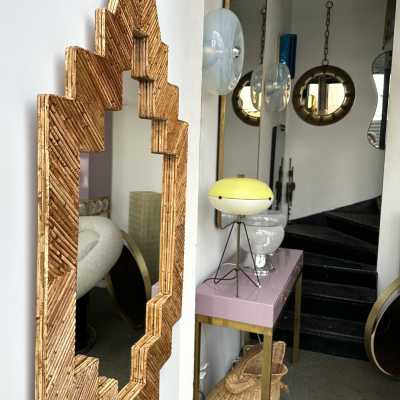Rare pyramidal wall mirror made of bamboo, rattan, raffia, and wicker, from the Italian manufacturer Vivai del Sud. Original manufacturer's stamp on the back. Famous designers such as Maison Arpex International, Dal Vera, Renato Zevi, Romeo Rega, Palm Tree, Maison Jansen, Willy Rizzo, and Mario Sabot.