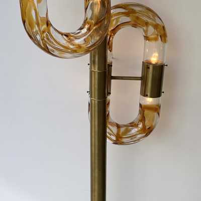 original vintage brass chain floor lamp by Aldo Nason for the Mazzega factory. Blown amber Murano glass. Famous manufactory like Venini, Vistosi, La Murrina, Seguso, Carlo Nason, Poliarte, Esperia, Angelo Brotto, Stilnovo, Arteluce, Arredoluce, Artemide, Pierre Cardin, Lumi, Luci, Raak, Angelo Lelii, Francesco Bocola, Superstudio, Enrico Tronconi, Mario Bellini, Harvey Guzzini, Luigi Massoni, Martinelli, Fabio Lenci, Gio Ponti.