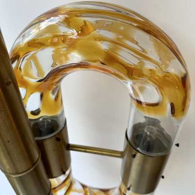 original vintage brass chain floor lamp by Aldo Nason for the Mazzega factory. Blown amber Murano glass. Famous manufactory like Venini, Vistosi, La Murrina, Seguso, Carlo Nason, Poliarte, Esperia, Angelo Brotto, Stilnovo, Arteluce, Arredoluce, Artemide, Pierre Cardin, Lumi, Luci, Raak, Angelo Lelii, Francesco Bocola, Superstudio, Enrico Tronconi, Mario Bellini, Harvey Guzzini, Luigi Massoni, Martinelli, Fabio Lenci, Gio Ponti.