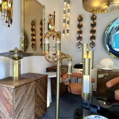 original vintage brass chain floor lamp by Aldo Nason for the Mazzega factory. Blown amber Murano glass. Famous manufactory like Venini, Vistosi, La Murrina, Seguso, Carlo Nason, Poliarte, Esperia, Angelo Brotto, Stilnovo, Arteluce, Arredoluce, Artemide, Pierre Cardin, Lumi, Luci, Raak, Angelo Lelii, Francesco Bocola, Superstudio, Enrico Tronconi, Mario Bellini, Harvey Guzzini, Luigi Massoni, Martinelli, Fabio Lenci, Gio Ponti.