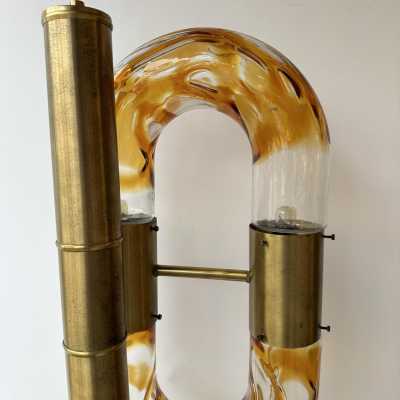 original vintage brass chain floor lamp by Aldo Nason for the Mazzega factory. Blown amber Murano glass. Famous manufactory like Venini, Vistosi, La Murrina, Seguso, Carlo Nason, Poliarte, Esperia, Angelo Brotto, Stilnovo, Arteluce, Arredoluce, Artemide, Pierre Cardin, Lumi, Luci, Raak, Angelo Lelii, Francesco Bocola, Superstudio, Enrico Tronconi, Mario Bellini, Harvey Guzzini, Luigi Massoni, Martinelli, Fabio Lenci, Gio Ponti.
