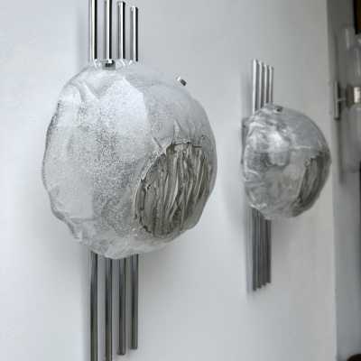 Pair of Space Age Mid-Century Modern wall lights in chrome metal and textured glass by Italian designer Angelo Brotto for the Esperia manufacture. Famous design Venini, La Murrina, Seguso, Carlo Aldo Nason, Poliarte, Stilnovo, Arteluce, Arredoluce, Artemide, Pierre Cardin, Lumi, Luci, Raak, Angelo Lelii, Francesco Bocola, Superstudio, Enrico Tronconi, Mario Bellini, Harvey Guzzini, Luigi Massoni, Martinelli, Fabio Lenci, Gio Ponti.