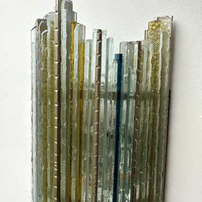 Mid-century modern wall sconces in hammered glass and wrought iron, with a golden patina, from the Biancardi Jordan factory in Verona, in the brutalist style, a competitor of Longobard Arte and Poliarte in the 1970s. Famous designers include Carlo Aldo Nason for Mazzega Murano, Venini, Vistosi, La Murrina, Esperia and Angelo Brotto.