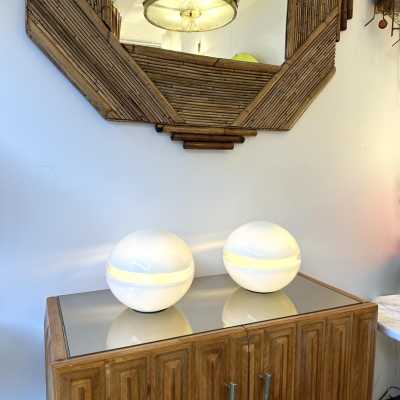 Pair of Mid-Century Modern Space Age table or bedside lamps model LT230 in clear and white textured kinetic Murano glass by Carlo Nason for the Mazzega factory. Famous Italian design like Venini, Vistosi, La Murrina, Aldo Nason, Stilnovo, Joe Colombo, Arteluce, Arredoluce, Lumi, Luci, Rggiani, Sciolari, Werner Pantone, Luigi Colani, Raak, Angelo Lelii, Angelo Brotto, Esperia, Francesco Bocola, Superstudio, Enrico Tronconi, Mario Bellini, Harvey Guzzini, Luigi Massoni, Martinelli, Pierre Ca