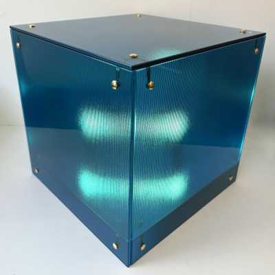 Blue Murano glass table, bedside or floor lamp with brass screw details. Style: Mazzega, Veronese, Poliarte, Venini, Vistosi, Carlo Aldo Nason, Toni Zuccheri for VeArt, Fontana Arte, Cristal Art, Pierre Cardin, Stilnovo, Arredoluce, Arteluce.