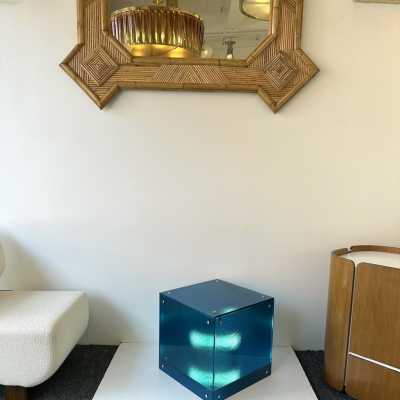 Blue Murano glass table, bedside or floor lamp with brass screw details. Style: Mazzega, Veronese, Poliarte, Venini, Vistosi, Carlo Aldo Nason, Toni Zuccheri for VeArt, Fontana Arte, Cristal Art, Pierre Cardin, Stilnovo, Arredoluce, Arteluce.
