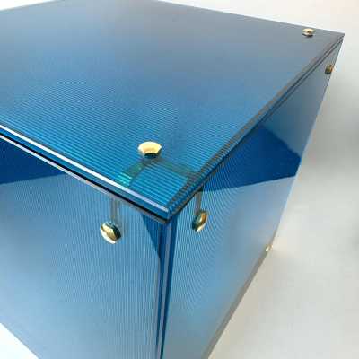Blue Murano glass table, bedside or floor lamp with brass screw details. Style: Mazzega, Veronese, Poliarte, Venini, Vistosi, Carlo Aldo Nason, Toni Zuccheri for VeArt, Fontana Arte, Cristal Art, Pierre Cardin, Stilnovo, Arredoluce, Arteluce.
