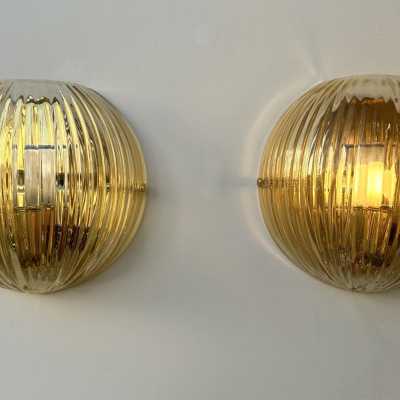 Mid-Century Modern Space Age Yellow Gold Leaf Murano Glass Wall Sconces. Famous manufacturing designers like Barovier Toso Fabbian, Venini, Veronese, La Murrina, Aldo Carlo Nason, Stilnovo, Joe Colombo, Arteluce, Arredoluce, Lumi, Luci, Rggiani, Sciolari, Werner Pantone, Luigi Colani, Raak, Angelo Lelii, Angelo Brotto, Esperia, Francesco Bocola, Superstudio, Enrico Tronconi, Mario Bellini, Harvey Guzzini, Luigi Massoni, Martinelli, Pierre Cardin, Fabio Lenc