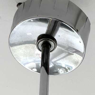 Space Age-style pendant chandelier, mid-century modern design, designed by Italian designer Gaetano Sciolari. Brass, chrome-plated metal, and Murano glass bowl. Famous creations such as Reggiani, Stilux, Stilkronen, Boulanger, and Esperia.