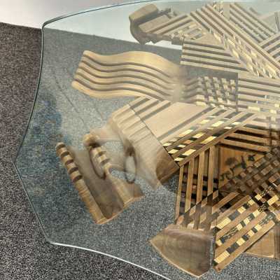 cocktail coffee table mid century modern sculpture in wood marquetry, glass top by Italian designer artist sculptor Gianni L. Arosio. Signed on the table. original documentation on request. Design like Gruppo NP2, Nerone Ceccarelli, Janine Abraham, Mathieu Matégot, Maison Jansen, Galerie Maison et Jardin, Ferdinando Loffredo, Gianfranco Frattini, Cassina, Osvaldo Borsani, Joe Colombo, Vico Magistretti, Luisa and Ico Parisi, Mario Bellini, Tito Agnoli, Afra Tobia Carlo Scarpa, Lucia