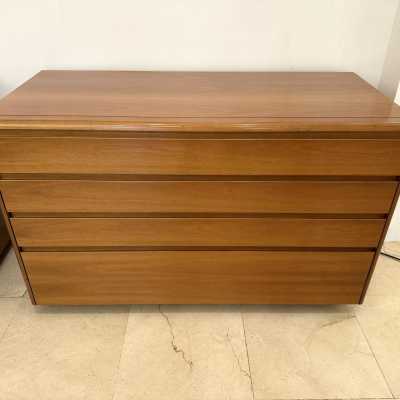 wooden chest of drawers by Italian designer Luigi Saccardo for design manufacturing publisher Gasparello. Famous designs like Gio Ponti, Gianfranco Frattini, Cassina, Osvaldo Borsani, Joe Colombo, Ico Luisa Parisi, Mario Bellini, Tito Agnoli, Afra Tobia Carlo Scarpa, Luciano Frigerio, Sporiti, Marco Zanuso, Giulio Moscatelli, Formanova.
