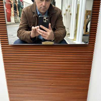 Mid-Century Modern style striped wood wall or floor mirror with brass details. Inspired by Ico Parisi, Cesare Lacca, Gio Ponti, Franco Campo, Carlo Graffi, and Osvaldo Borsani.
