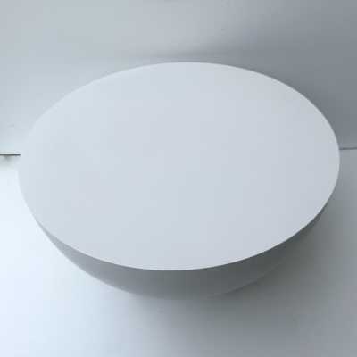 pair of low bedside tables or pedestal tables in white lacquered metal by Dutch designer Neil David. In the Memphis Group atmosphere, Michele De Lucchi, Matteo Thun, Marco Zanini, Aldo Cibic, Andrea Branzi, Shiro Kuramata, Michael Graves, Peter Shire, Javier Mariscal, Barbara Radice, Martine Bedin, George J. Sowden, Masanori Umeda and Nathalie du Pasquier. Famous manufacture like Joe Colombo, Arteluce, Arredoluce, Lumi, Luci, Rggiani, Werner Pantone, Luigi Colani, RAAK, Francesco Bocola, Superstudio, Enr