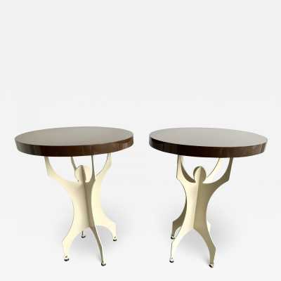 contemporary low bedside tables or pedestal tables in white cream lacquered metal and chocolate brown lacquered wooden top. In the mood of mid-century modern Memphis Group, Michele De Lucchi, Matteo Thun, Marco Zanini, Aldo Cibic, Andrea Branzi, Shiro Kuramata, Michael Graves, Peter Shire, Javier Mariscal, Barbara Radice, Martine Bedin, George J. Sowden, Masanori Umeda and Nathalie du Pasquier, Joe Colombo, Arteluce, Arredoluce, Lumi, Luci, Rggiani, Werner Pantone, Luigi Colani, RAAK, Francesco Boco