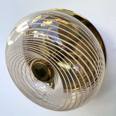 Pair of plastic lucite spiral brass wall or ceiling lights mid century modern, Italian design in the mood of Venini, Vistosi, Mazzega, Seguso, Carlo Aldo Nason, Poliarte, Esperia, Angelo Brotto, Stilnovo, Arteluce, Arredoluce, Artemide, Pierre Cardin, Lumi, Luci, Raak, Angelo Lelii, Francesco Bocola, Superstudio, Enrico Tronconi, Mario Bellini, Harvey Guzzini, Luigi Massoni, Martinelli, Fabio Lenci, Gio Ponti.