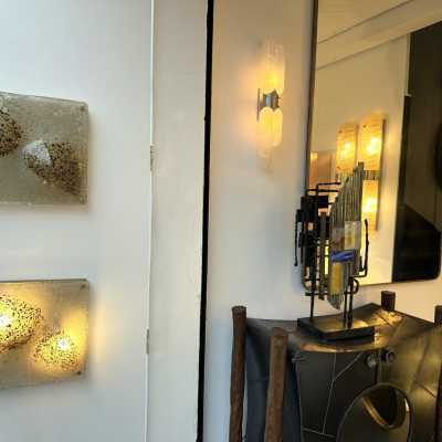 Pair of Mid-Century Modern Space Age Wall Sconces, Textured Murano Glass and Brushed Brass Gold Painted Metal Style Sconces. Famous Italian design like Venini, Vistosi, La Murrina, Aldo Carlo Nason for Mazzega, Stilnovo, Joe Colombo, Arteluce, Arredoluce, Lumi, Luci, Rggiani, Sciolari, Werner Pantone, Luigi Colani, Raak, Angelo Lelii, Angelo Brotto, Esperia, Francesco Bocola, Superstudio, Enrico Tronconi, Mario Bellini, Harvey Guzzini, Luigi Massoni, Martinelli, Pierre Cardi