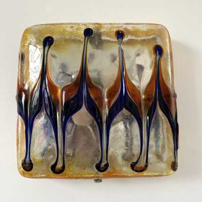 Pair of mid century modern space age wall sconces, Harlequin sconces in textured multicolor Murano glass and metal. Can be used as flush mounting. Famous Italian design like Venini, Vistosi, La Murrina, Aldo Carlo Nason for Mazzega, Stilnovo, Joe Colombo, Arteluce, Arredoluce, Lumi, Luci, Rggiani, Sciolari, Werner Pantone, Luigi Colani, Raak, Angelo Lelii, Angelo Brotto, Esperia, Francesco Bocola, Superstudio, Enrico Tronconi, Mario Bellini, Harvey Guzzini, Luigi Massoni, Mar
