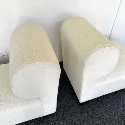 Pair of slipper armchairs model P. wooden feet. Recently completely covered in looped fabric but second-hand upholstery. In the style of Pierre Cardin, designers like Gio Ponti, Gianfranco Frattini, Cassina, Osvaldo Borsani, Joe Colombo, Vico Magistretti, Ico Luisa Parisi, Mario Bellini, Tito Agnoli, Afra Tobia Carlo Scarpa, Luciano Frigerio, Sporiti, Marco Zanuso, Giulio Moscatelli, Formanova.