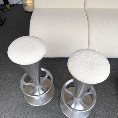 Pair of Cone bar or counter stools in stainless steel and cast aluminum. Upholstered in new bouclé fabric. Mid-Century Modern Space Age style, Verner Pantone.