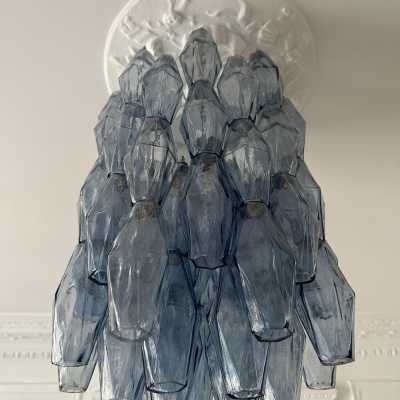 Murano glass chandelier, pendant, or flush-mounted ceiling light in polyhedral polihedral glass. Comes with additional glass, chain, and ceiling rose. In a Mid-Century Modern Hollywood Regency style, inspired by Mazzega, Carlo Aldo Nason, Vistosi, La Murrina, Carlo Scarpa, Venini, and Seguso.