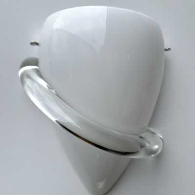 Pair of Swan wall lights in white and transparent Murano glass, by designer Tina Aufiero for the Italian design manufacturer Venini. Engraved, signed and dated 1995. Famous design such as Carlo Aldo Nason for Mazzega, Vistosi, La Murrina, Poliarte, Veronese, Seguso, Stilnovo, Artemide, Arredoluce, Arteluce.