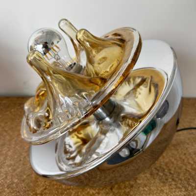 Pair of Culbuto Crater Mid-Century Modern Space Age table or bedside lamps, stalagmite in amber Murano glass and chrome metal by Italian designer Toni Zuccheri for VeArt. Famous Italian design like Venini, Vistosi, La Murrina, Aldo Nason, Stilnovo, Joe Colombo, Arteluce, Arredoluce, Lumi, Luci, Rggiani, Sciolari, Werner Pantone, Luigi Colani, Raak, Angelo Lelii, Angelo Brotto, Esperia, Francesco Bocola, Superstudio, Enrico Tronconi, Mario Bellini, Harvey Guzzini, Luigi Massoni, Martinelli, P