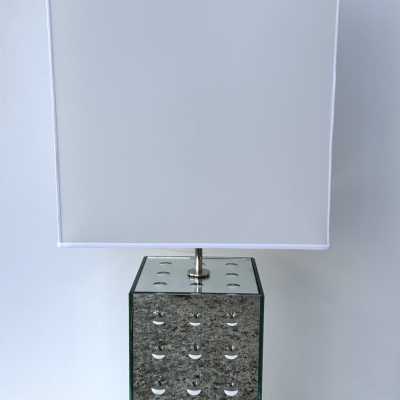 Pair of table or bedside lamps in brass and silver mirror optical Murano glass. from the Italian design artist Roberto Giulio Rida. Artist signed stamp on the lamps. circa 2010s, limited edition 10 copies. In a Mid-Century Modern Space Age Hollywood Regency mood, Carlo Nason, Mazzega, Vistosi, Stilnovo, Fontana Arte, Cristal Art, arteluce, arredoluce, Pierre Cardin, Stilux.