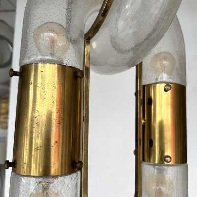 Vintage brass hanging chandelier, original Space Age style model, Mid-Century Modern style, by Aldo Nason for the Mazzega factory. Bubble blown Murano glass. Renowned manufacturers: Venini, Vistosi, La Murrina, Seguso, Carlo Nason, Poliarte, Esperia, Angelo Brotto, Stilnovo, Arteluce, Arredoluce, Artemide, Pierre Cardin, Lumi, Luci, Raak, Angelo Lelii, Francesco Bocola, Superstudio, Enrico Tronconi, Mario Bellini, Harvey Guzzini, Luigi Massoni, Martinelli, Fabio Lenci and Gio Ponti.