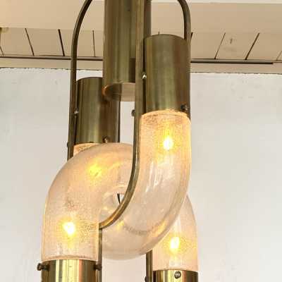 Vintage brass hanging chandelier, original Space Age style model, Mid-Century Modern style, by Aldo Nason for the Mazzega factory. Bubble blown Murano glass. Renowned manufacturers: Venini, Vistosi, La Murrina, Seguso, Carlo Nason, Poliarte, Esperia, Angelo Brotto, Stilnovo, Arteluce, Arredoluce, Artemide, Pierre Cardin, Lumi, Luci, Raak, Angelo Lelii, Francesco Bocola, Superstudio, Enrico Tronconi, Mario Bellini, Harvey Guzzini, Luigi Massoni, Martinelli, Fabio Lenci and Gio Ponti.