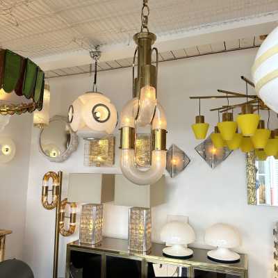 Vintage brass hanging chandelier, original Space Age style model, Mid-Century Modern style, by Aldo Nason for the Mazzega factory. Bubble blown Murano glass. Renowned manufacturers: Venini, Vistosi, La Murrina, Seguso, Carlo Nason, Poliarte, Esperia, Angelo Brotto, Stilnovo, Arteluce, Arredoluce, Artemide, Pierre Cardin, Lumi, Luci, Raak, Angelo Lelii, Francesco Bocola, Superstudio, Enrico Tronconi, Mario Bellini, Harvey Guzzini, Luigi Massoni, Martinelli, Fabio Lenci and Gio Ponti.