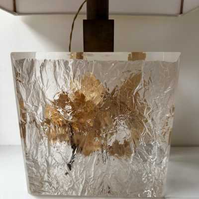 Pair of table or bedside lamps in fractal resin with leaf inclusions, design attributed to Christian Dior for the house in the 1970s. Famous designers such as Pierre Giraudon, François Godebski, Marie Claude Fouquières.