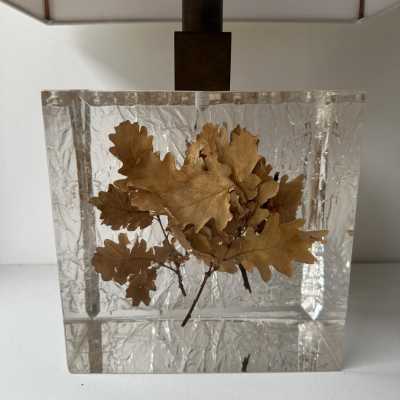 Pair of table or bedside lamps in fractal resin with leaf inclusions, design attributed to Christian Dior for the house in the 1970s. Famous designers such as Pierre Giraudon, François Godebski, Marie Claude Fouquières.