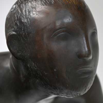 detail (front)