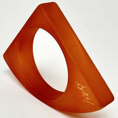 Sculptural Plexi Bangle, Isaky, Paris c.1980