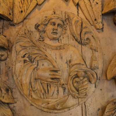Large Religious Panel in Carved Wood – 17th Century