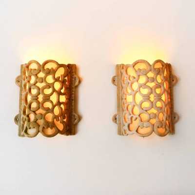 Pair of Prada Rosso wall sconces – Italy, 20th century