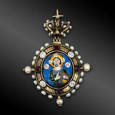MEDAILLON figurant le CHRIST PANTOCRATOR, monté en PENDENTIF - Russie - XIXème siècle