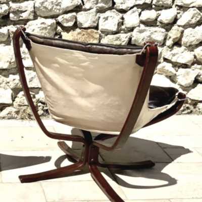 Hanging chair