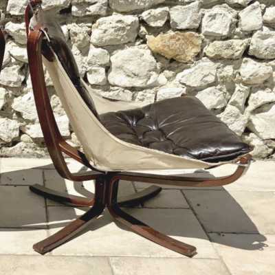 Falcon chair