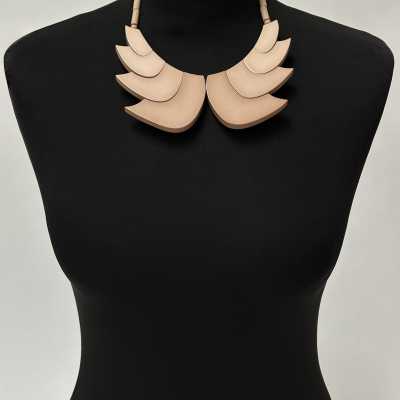 Guillemette L'Hoir, Galalith Bird Necklace, Paris c.1980