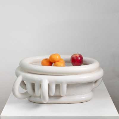 White glazed stoneware fruits bowl by Clémentine Dupré, 2026.