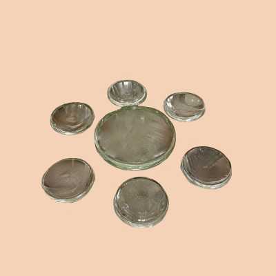Six coupelles en verre