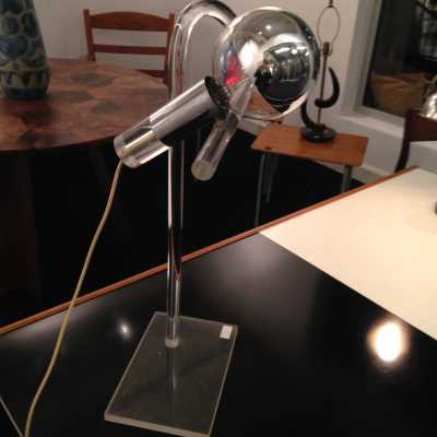 Lampe en plexiglas 1970 